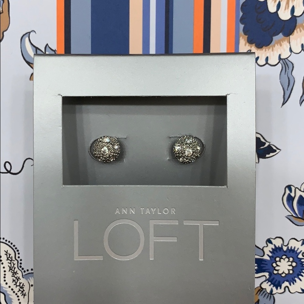 NWOT LOFT Stud Earrings
